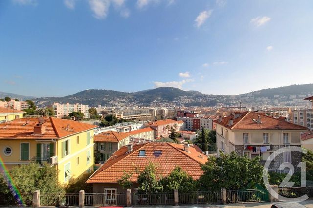 Appartement F2 à vendre - 3 pièces - 70.5 m2 - NICE - 06 - PROVENCE-ALPES-COTE-D-AZUR - Century 21 Optimmo